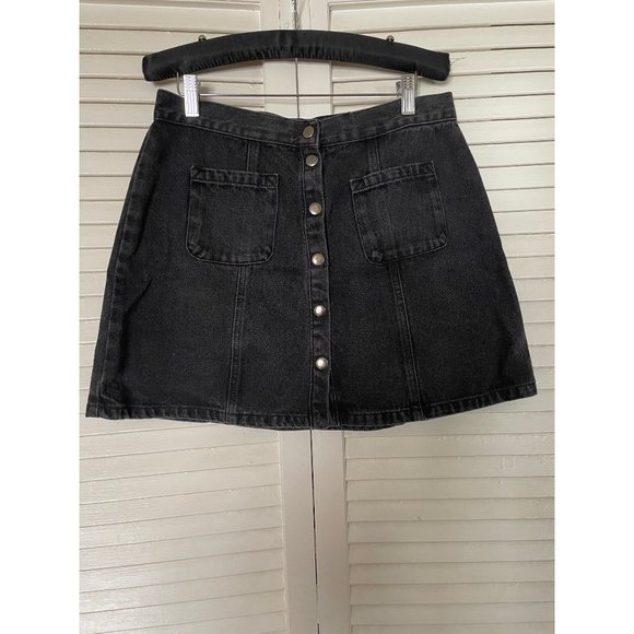 Urban Outfitters BDG black denim button front A line mini skirt in size L - Picture 2 of 4